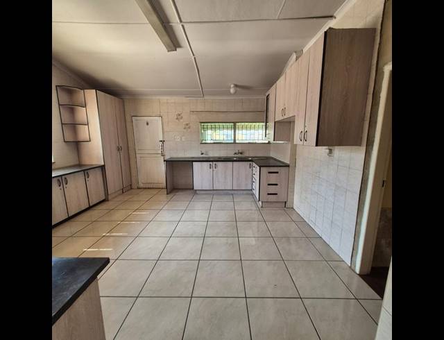 3 BEDROOM HOUSE FOR SALE IN NEW MODDER